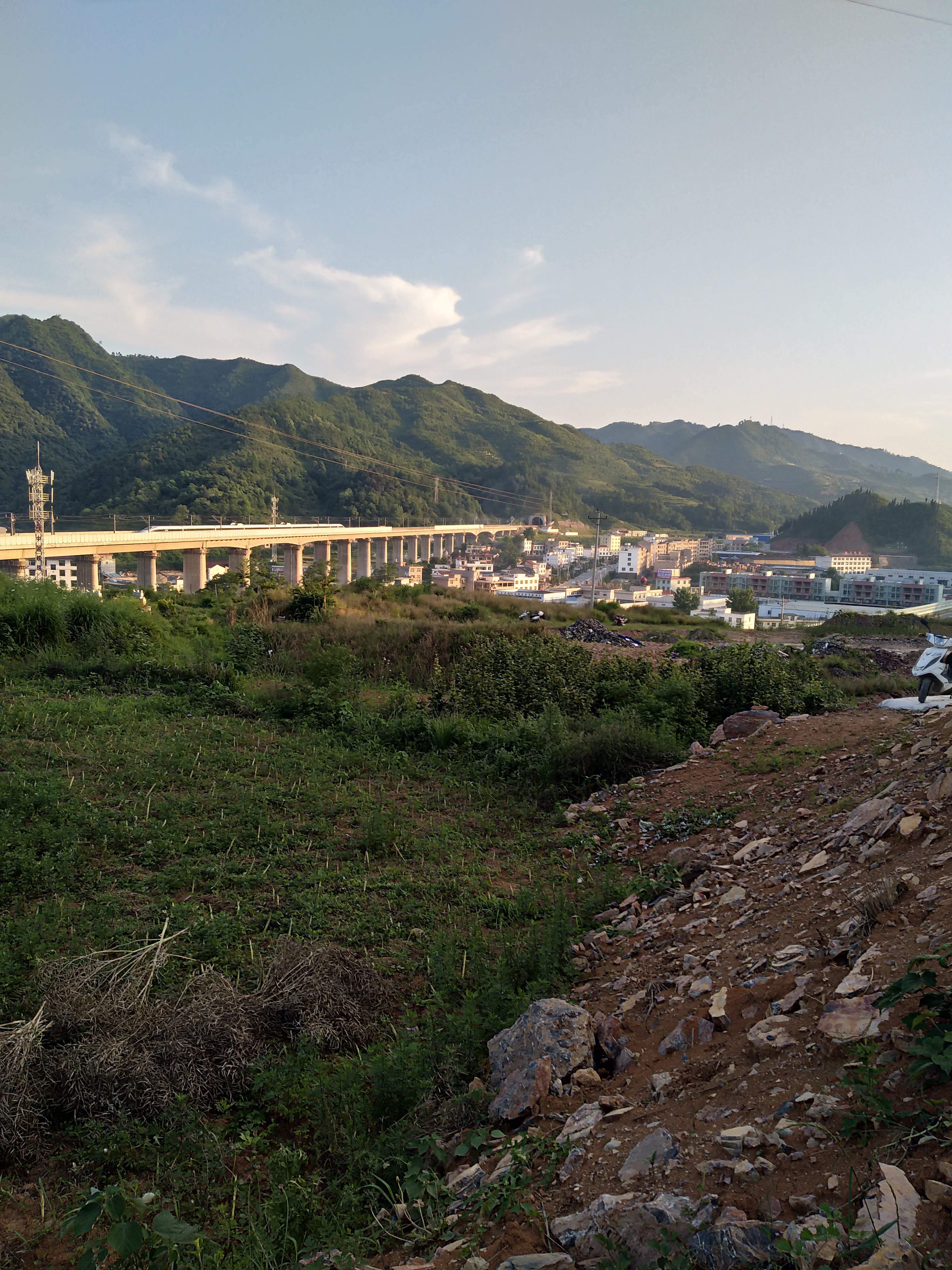  p>七里塘村地处 a target="_blank" href="/item/玉屏县/1654766"