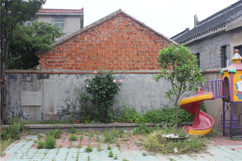  p>陈贵官,陈粉官烈士殉难处位于扬州市江都区郭村镇幼儿园. /p>