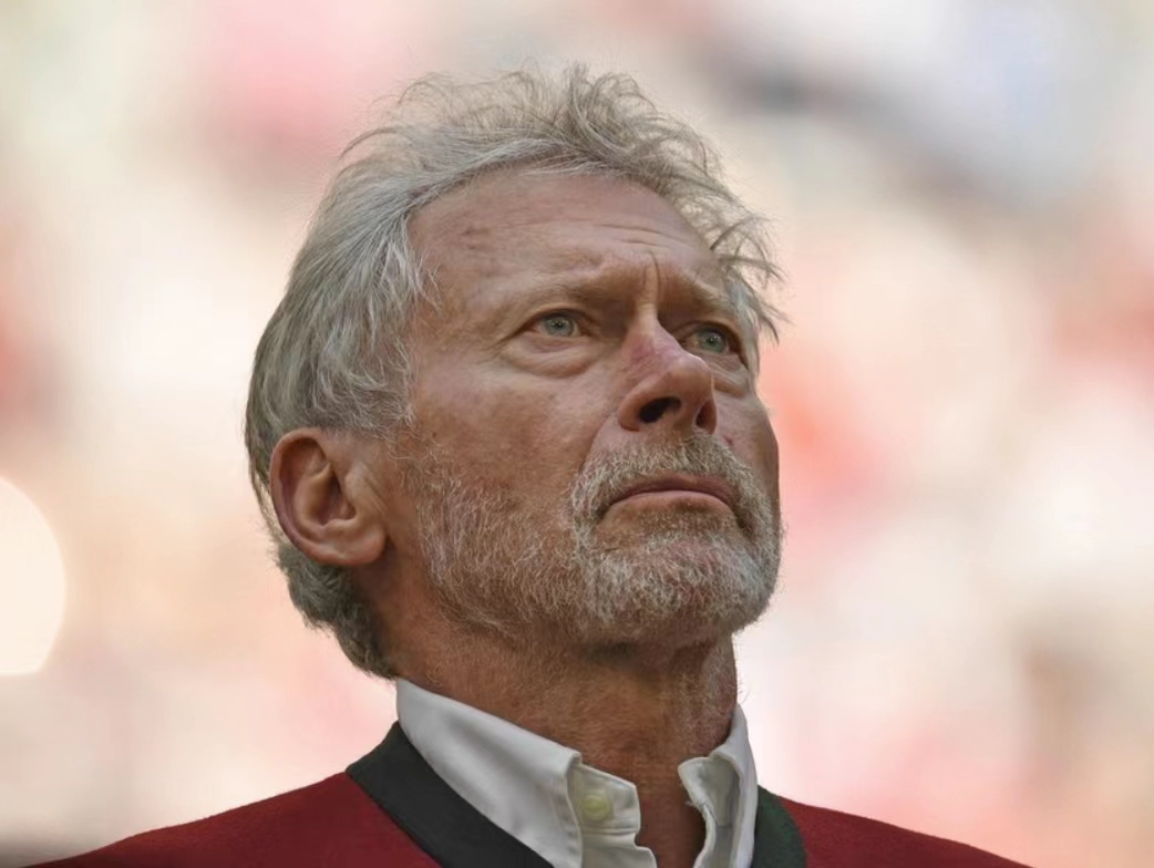  p>保罗·布莱特纳(paul breitner),1951年9月5日出生于德国科尔伯