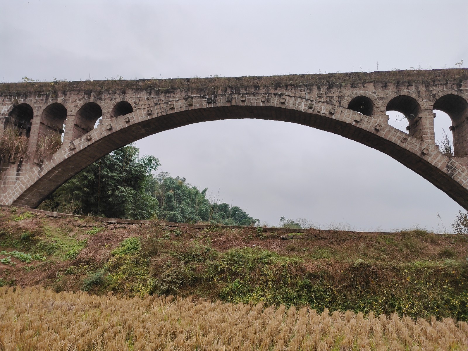  p>石盘村天桥位于四川省自贡市富顺县李桥镇 a target="_blank" href