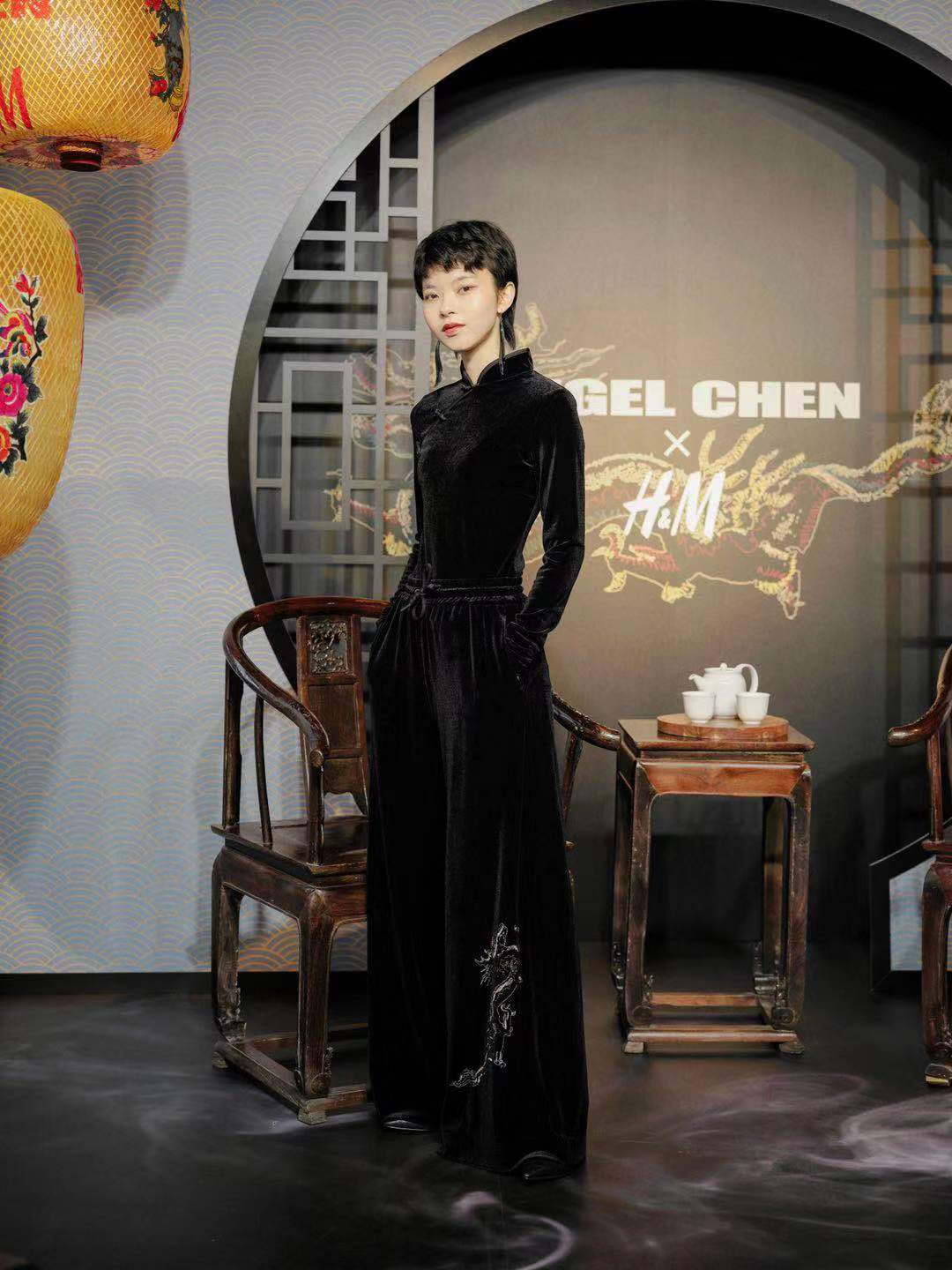  p>陈安琪,英文名:angel chen,服装设计师,毕业于中央圣马丁,被i-d