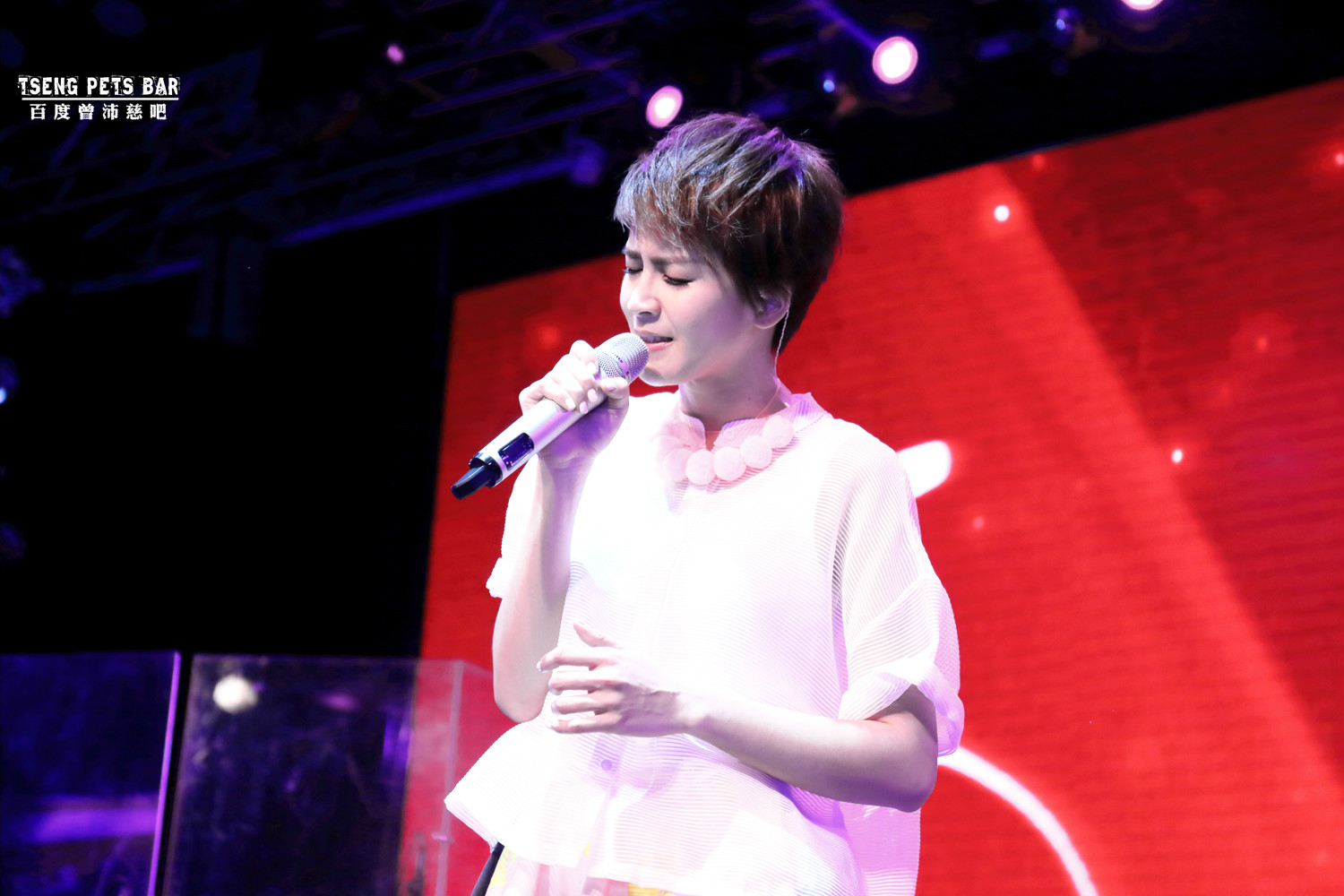 台湾省 a target="_blank" href="/item/台北市">台北市 /a>,中国女