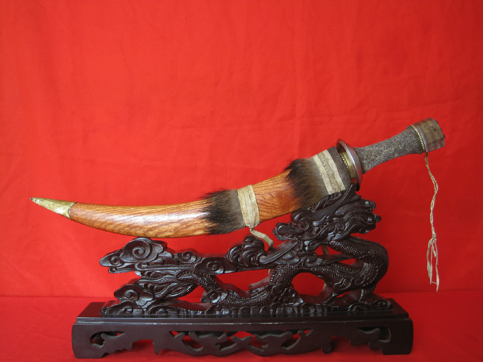  p>易贡藏刀工艺历史悠久,迄今为止已有近400年的历史.