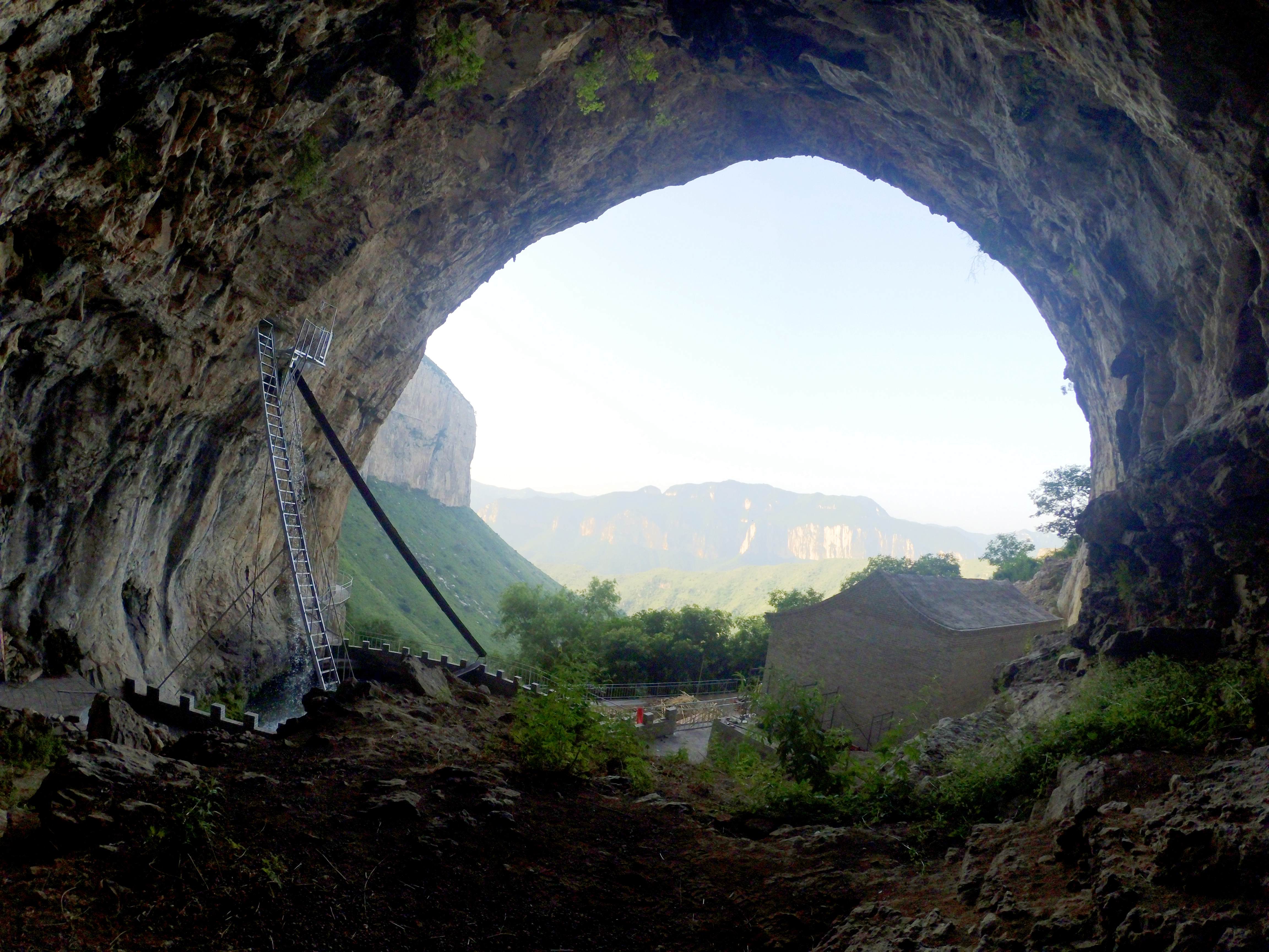 p>云岭河位于武安市阳邑镇管陶乡盘根村东涧沟自然村(314省道,十八盘