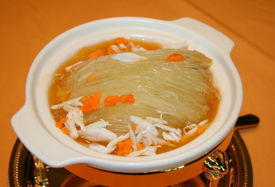 id="gnx9jtn6d8">人工鱼翅是指利用明胶等添加物人工合成的仿鱼翅食品