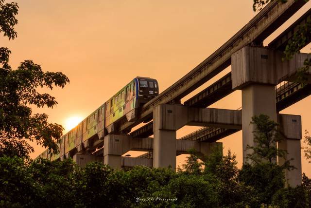 crt),是指服务于中国 a target="_blank" href="/item/重庆主城都市区