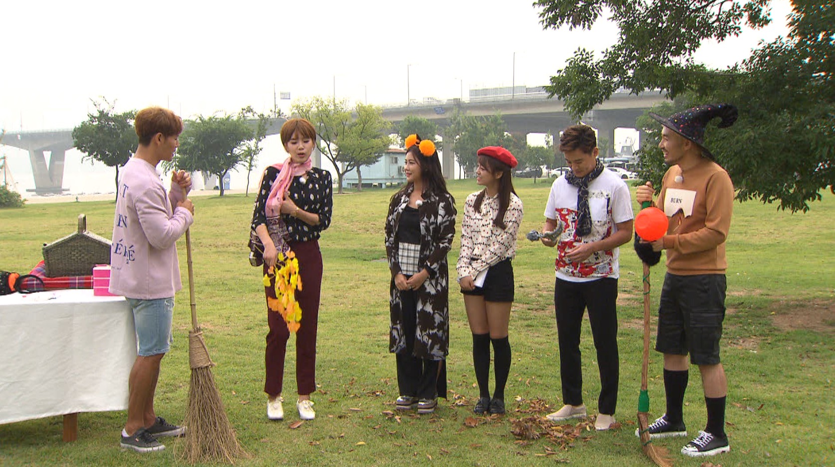 (          ,kim jong kook),1976年4月25日出生于韩国京畿道安养市