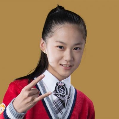  p>陈果,出生于2004年12月15日,浙江台州人,学生,歌手.