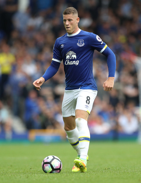  p>罗斯·巴克利(ross barkley),1993年12月5日出生于英国 a target="