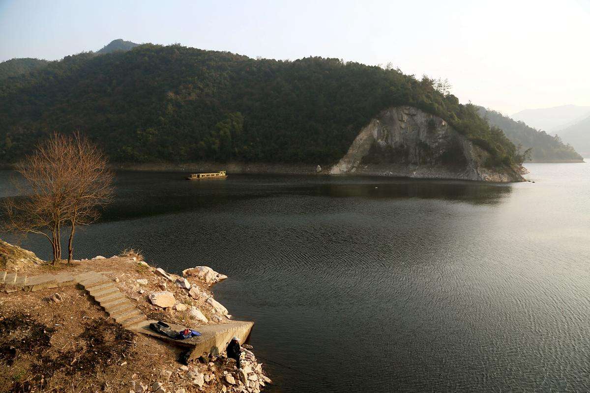  p data-id="gnwsh2835j">凤凰水库(fènghuáng shuǐkù)在潮州市