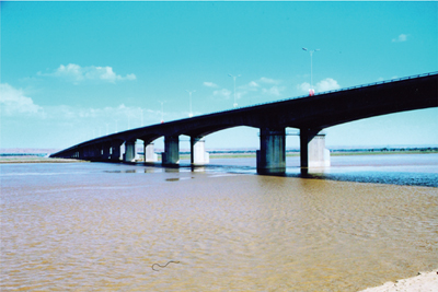 黄河公路大桥