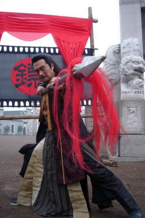 王建新