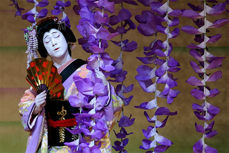  p> b>歌舞伎 /b>是 a target="_blank" href="/item/日本/111617"