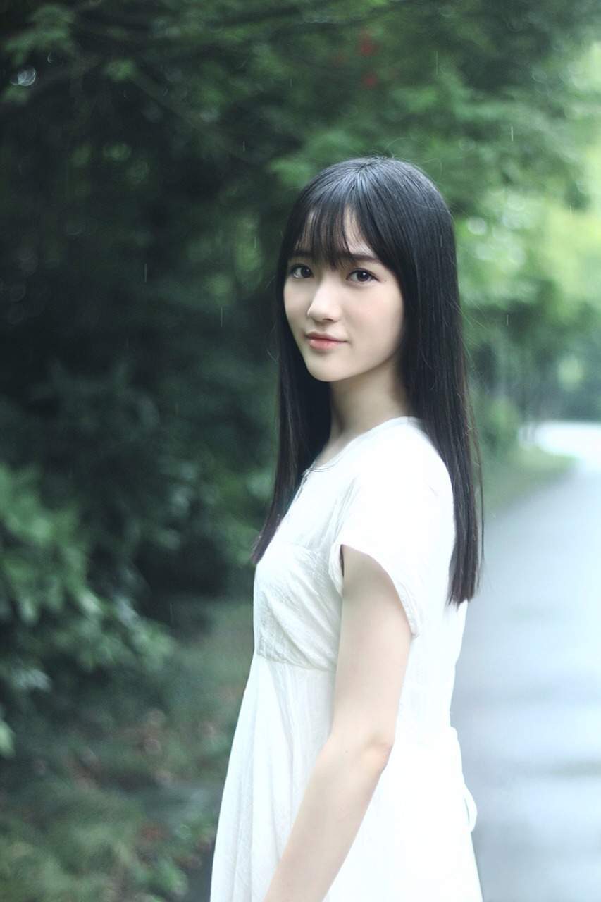  p>赵嘉敏,1998年7月22日出生于广东省深圳市,中国内地女演员,歌手