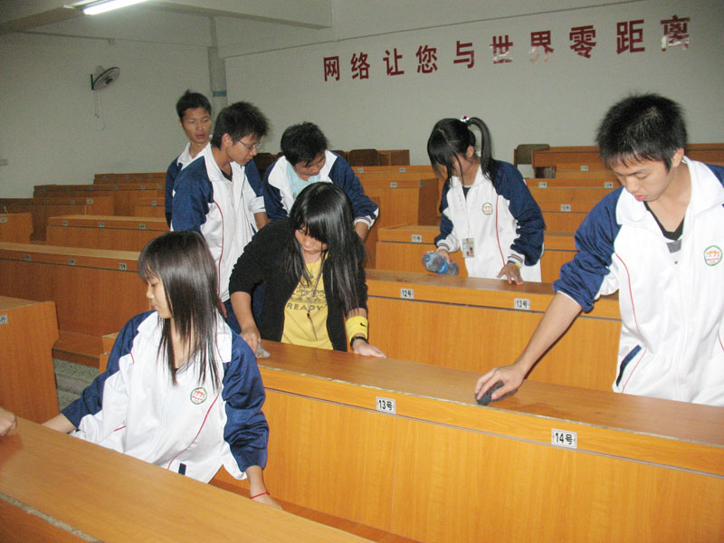 汕头市潮阳南侨中学