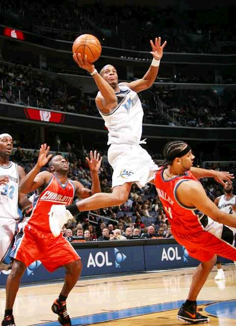 安东尼奥·罗伯特·丹尼尔斯