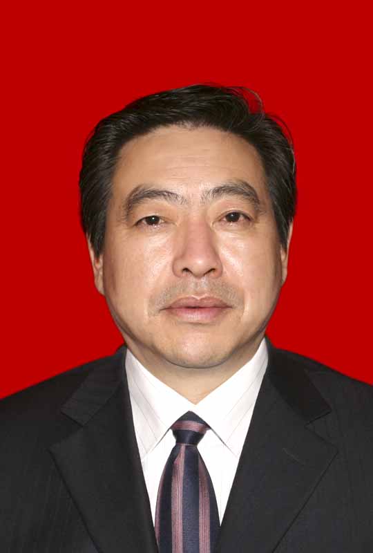 曾任中共襄垣县委副书记,县人民政府县长.