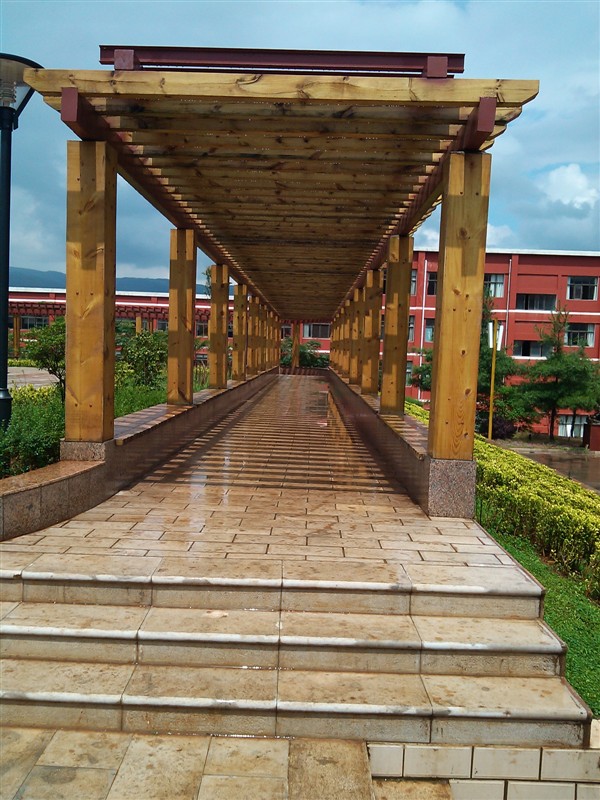 富源县胜境中学