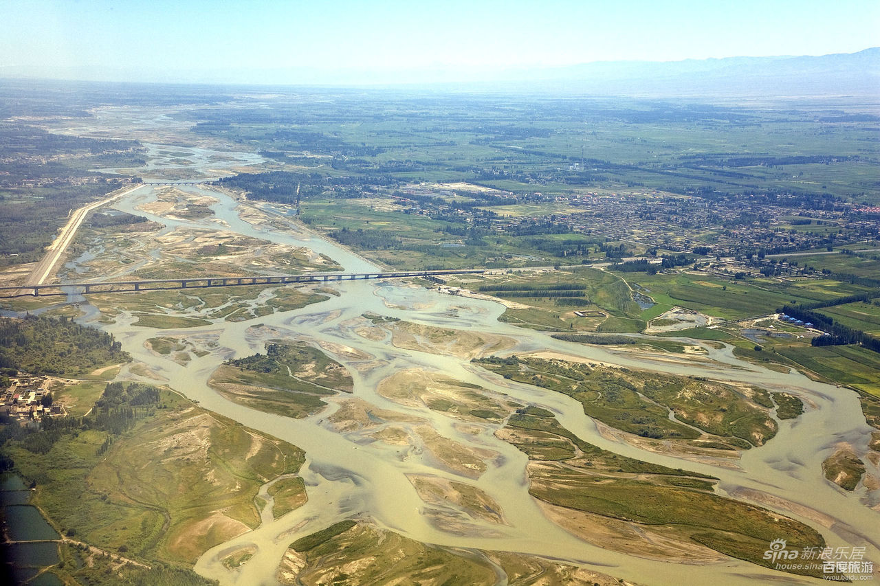  p>伊犁河是亚洲中部内陆河,跨越中国和哈萨克斯坦的国际河流.
