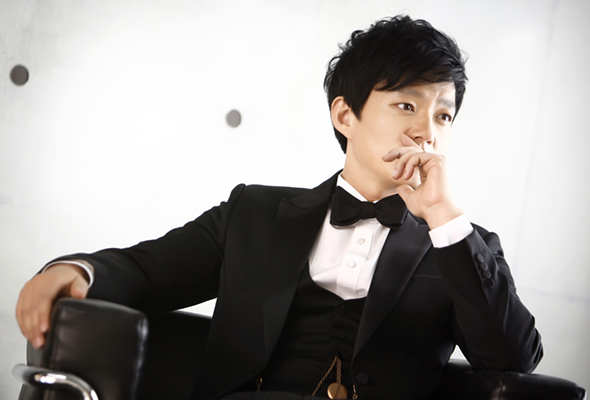  p>李凡秀 i>(         ,lee bumsoo) /i>,1970年1月3日出生于韩国忠