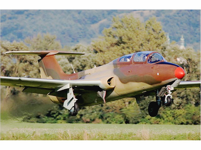  p>l-29(英文:aero l-29,代号:delfín,海豚)教练机,是 a href="#">