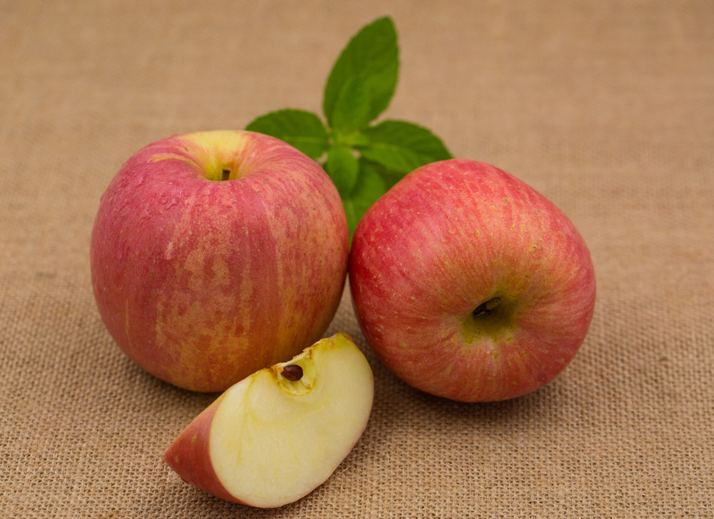  p>苹果是 a target="_blank" href="/item/蔷薇科">蔷薇科 /a> a