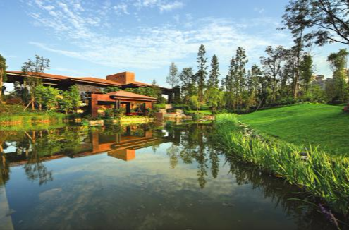  p>【保利狮子湖国际旅游度假区】是 a target="_blank" href="/item