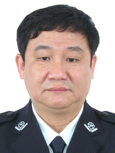  /p> p>现任福建省厦门市公安局党委委员,副局长. /p>