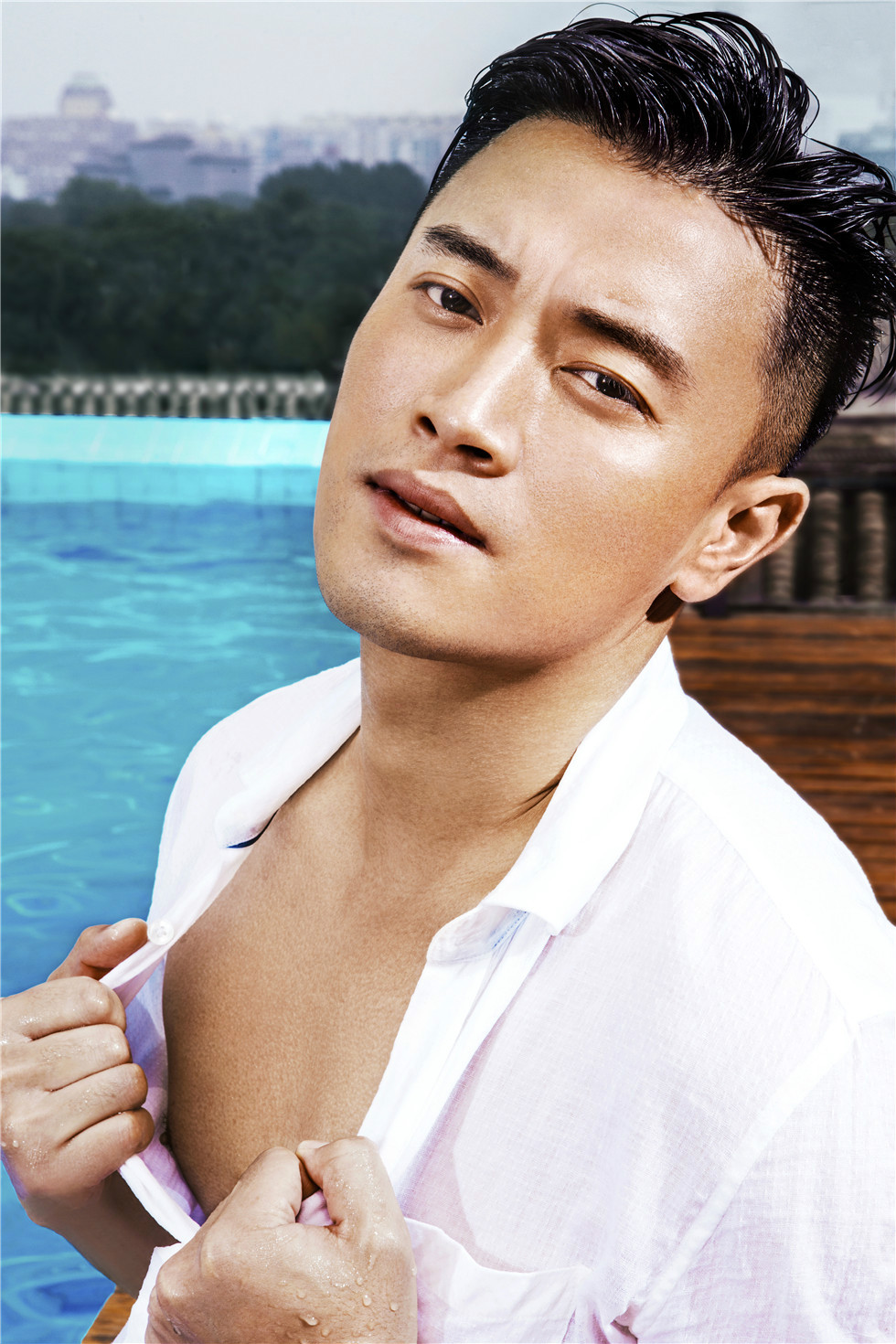  p data-id="gnt13rghpt">蒋毅,出生于浙江省湖州市,中国内地影视男