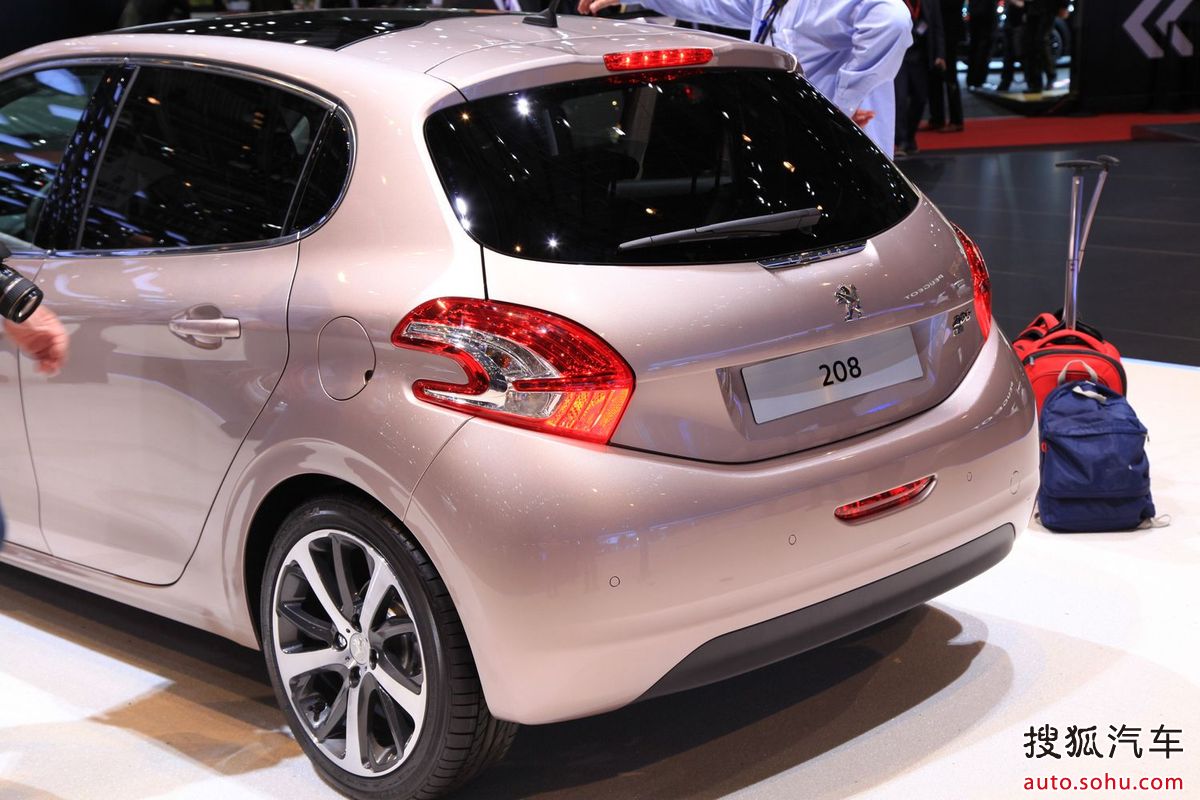 208标致