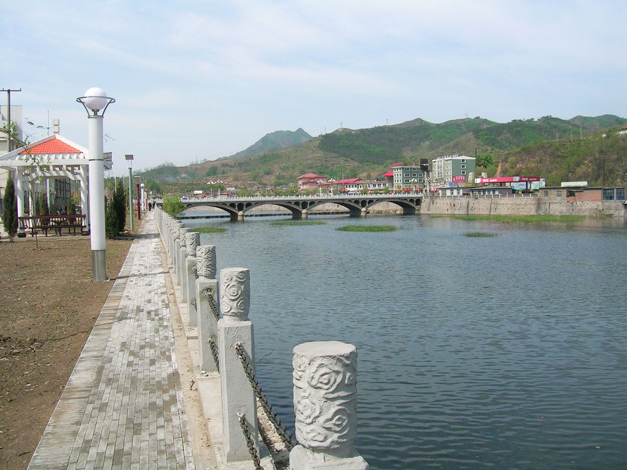  p>鹰手营子矿区是隶属 a target="_blank" href="/item/河北省