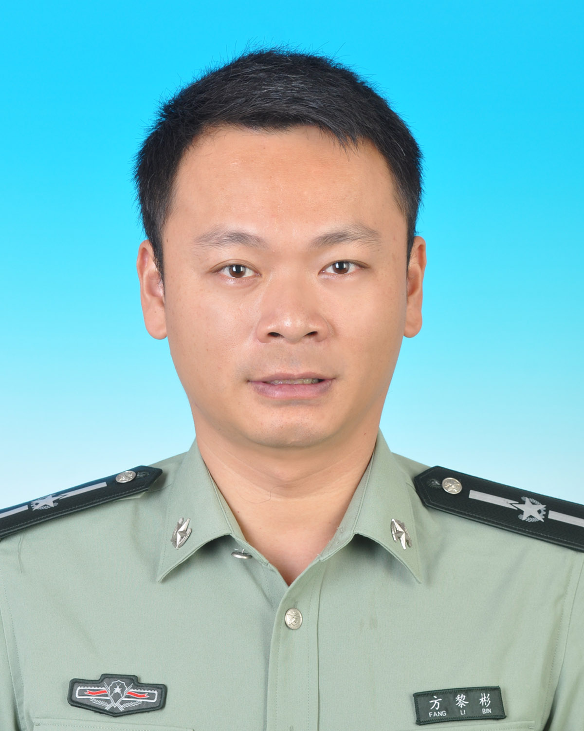  p>方黎彬,现任台州市仙居县双庙乡武装部长 /p>