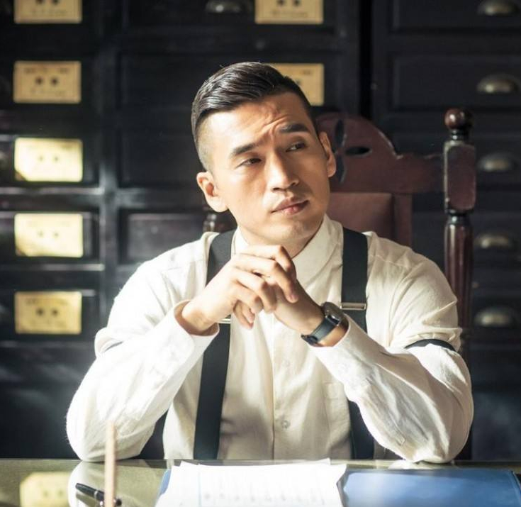 白冷晨,是电视剧《 a target="_blank" href="/item/剃刀边缘