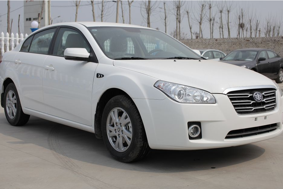 2012款奔腾b50 1.6l手动时尚型