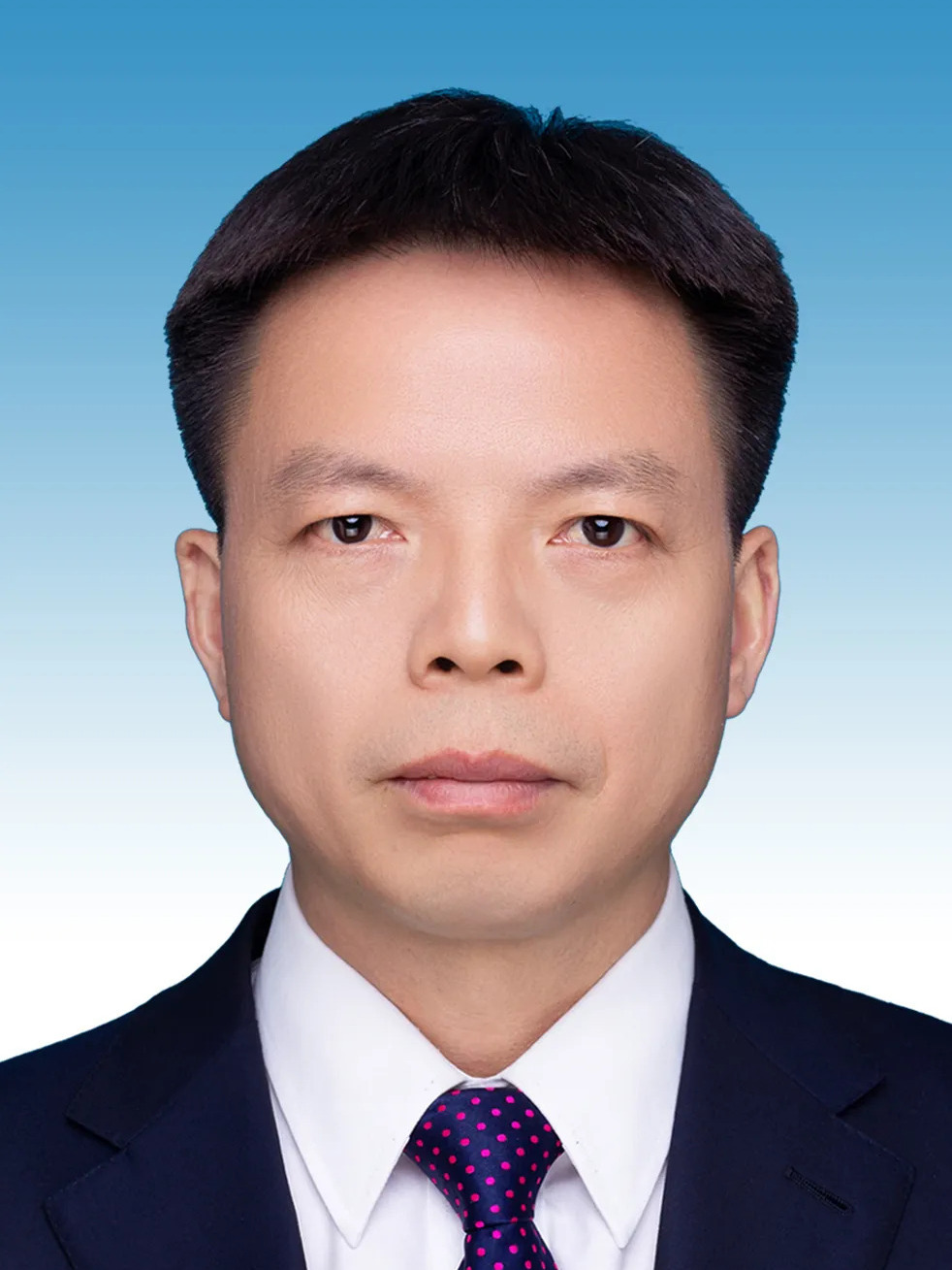 周志凯,男,汉族,1970年12月出生,湖南长沙人