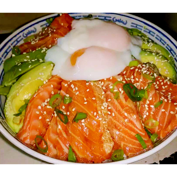 香煎三文鱼三文鱼盖饭