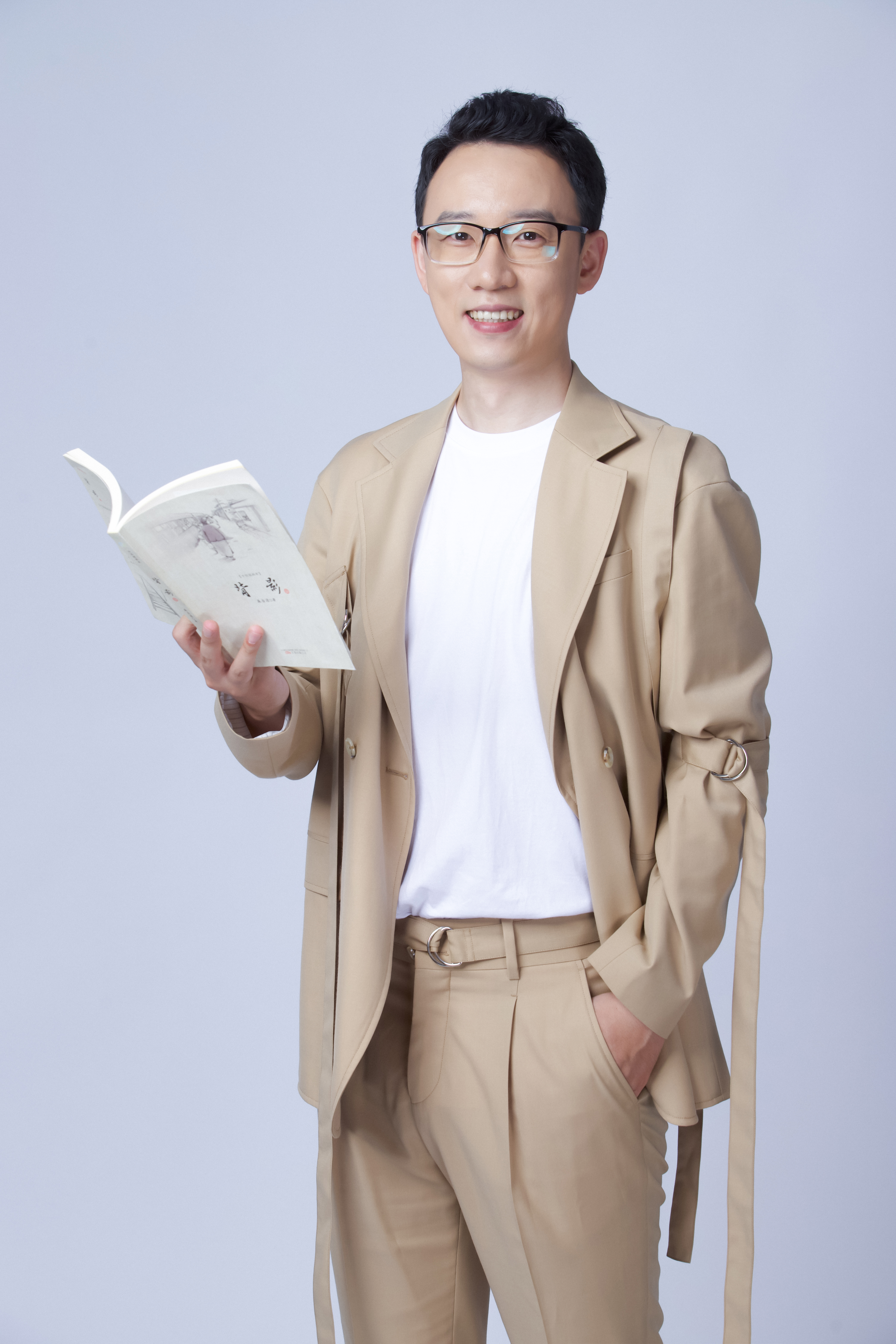 王磊