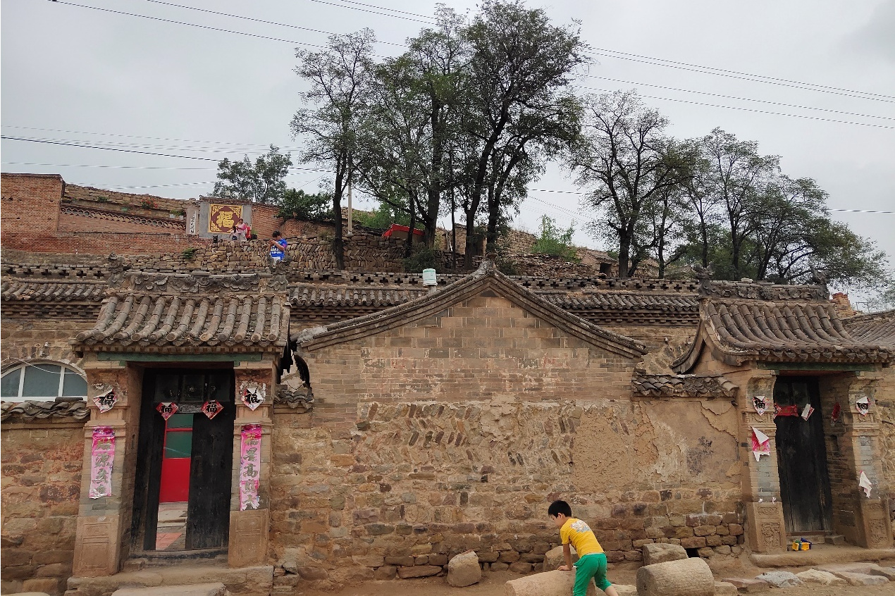  p>尹灵芝村,山西省晋中市寿阳县尹灵芝镇辖村,尹灵芝村共有5个自然村