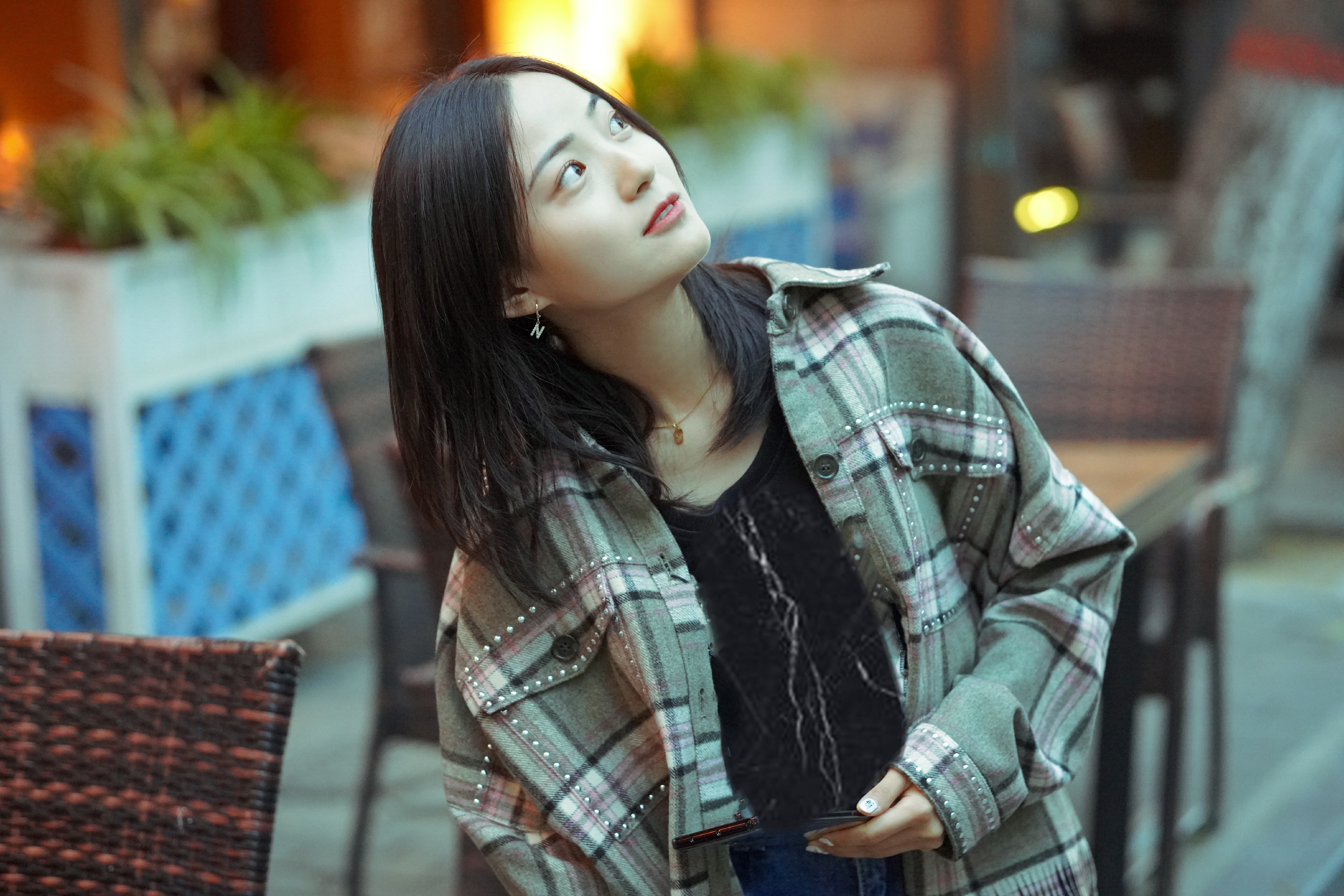  p data-id="gnzzvlcmts">安宁,出生于陕西咸阳,中国内地女演员.