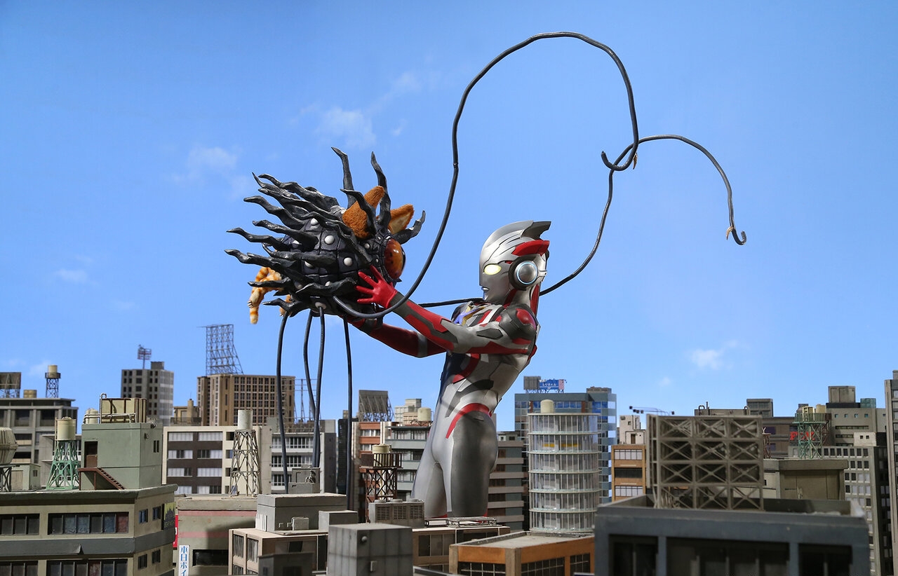 data-lemmaid="10102078">圆谷 /a>特摄剧《麦克斯奥特曼》中登场的 a