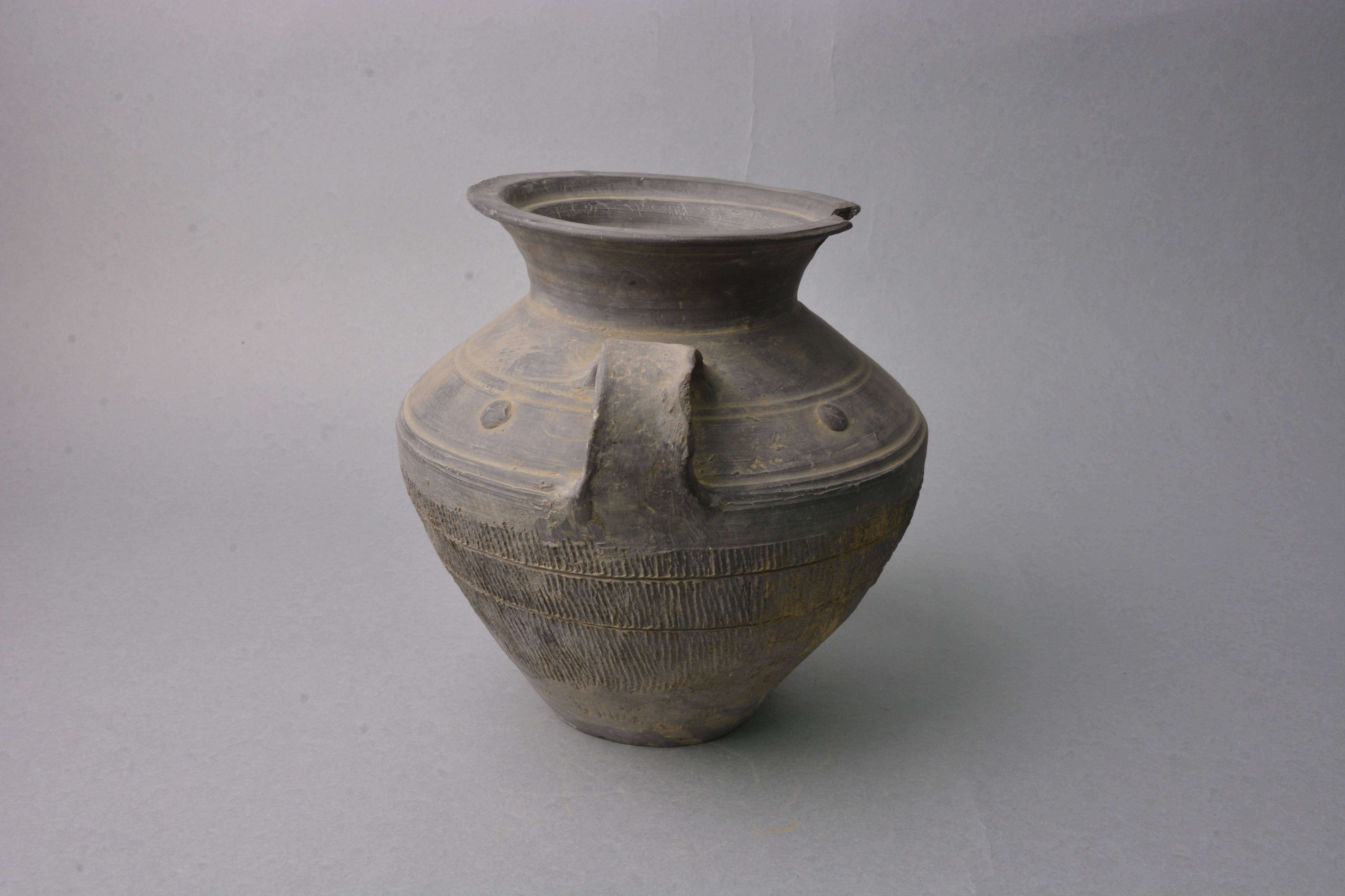 春秋灰陶双耳罐