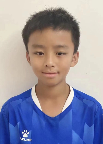  p data-id="torl5nkuls6i">于跃,男,2010年11月9日出生,中国足球运动