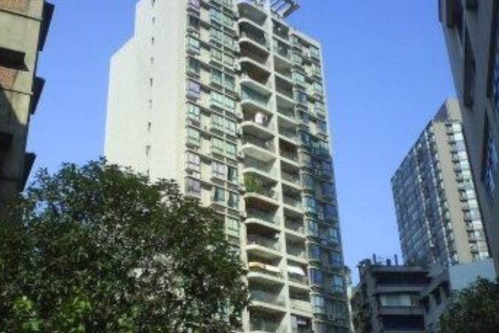  p>盾安九龙城a区位于重庆市九龙坡华岩,共计房屋1196户. /p>