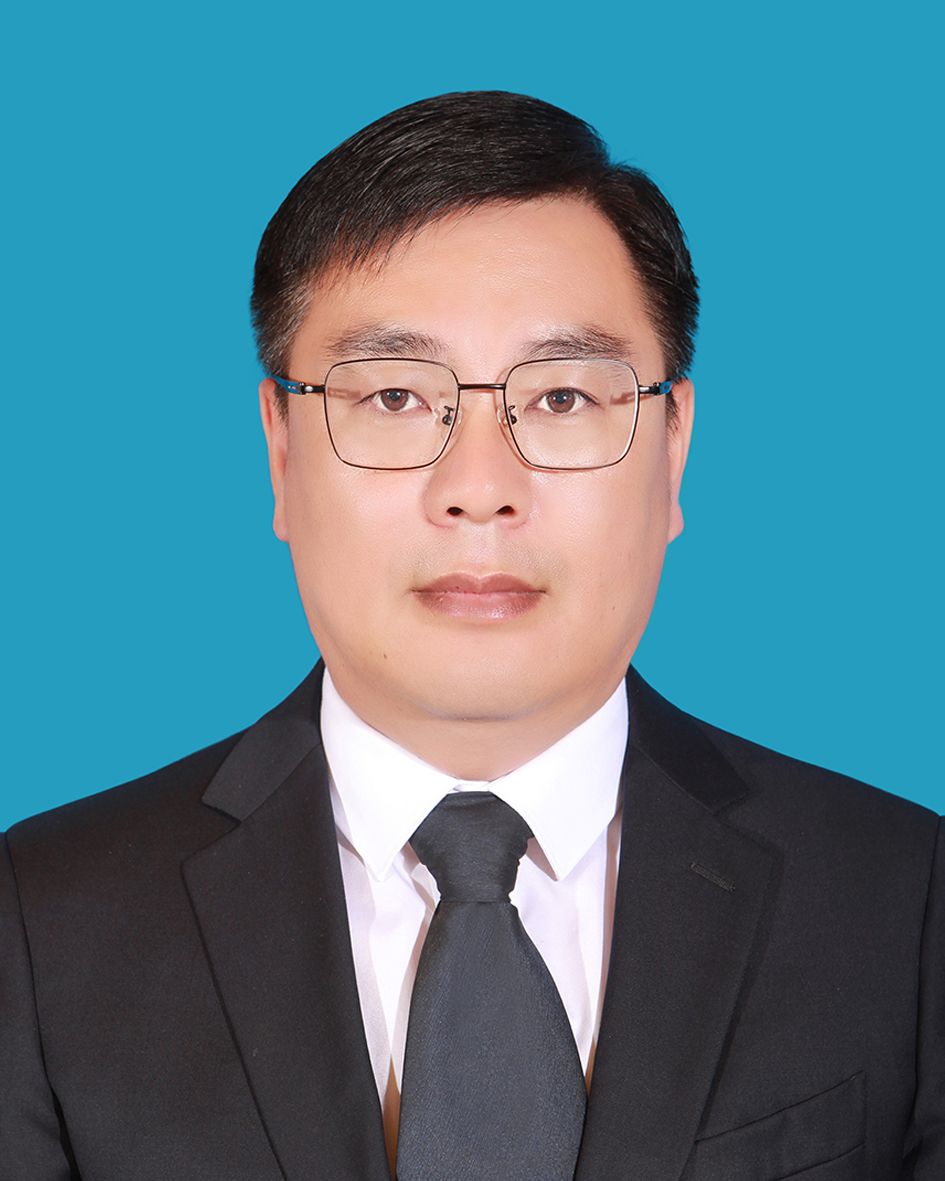 曾任吉林省延边州和龙市人民政府副市长