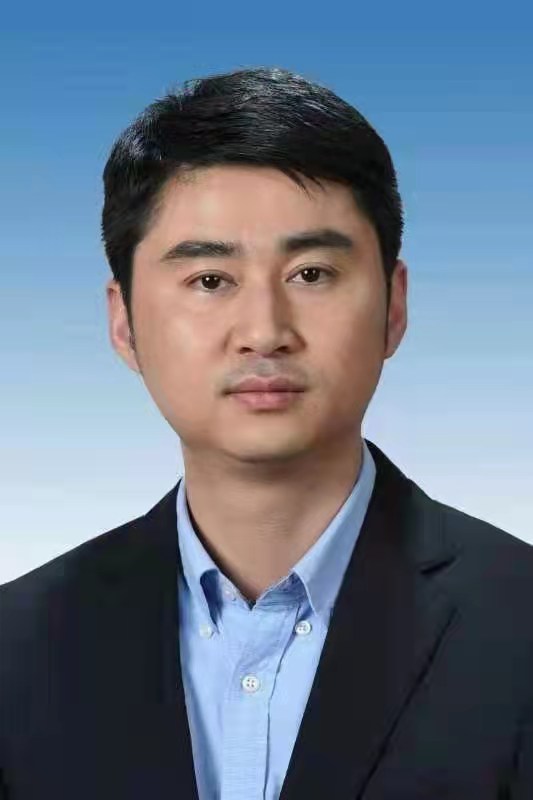 id="tzy6msti6dkv">现任四川省成都市大邑县人民政府党组成员,副县长