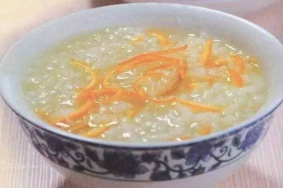 黄芪橘皮红糖粥