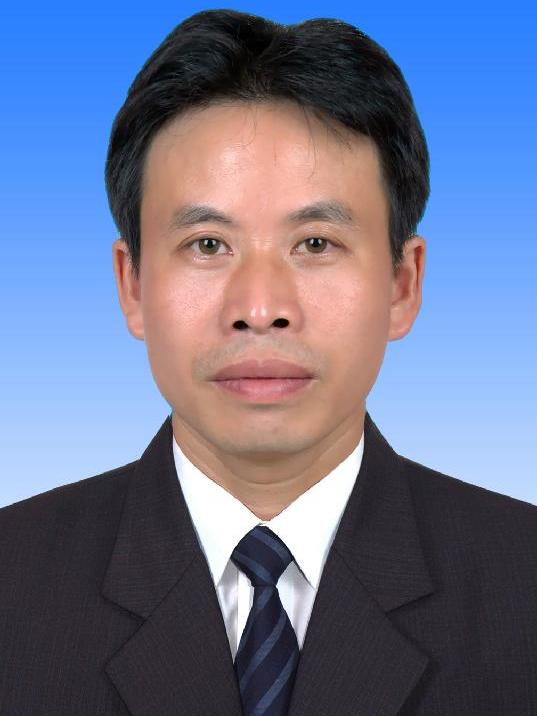  p>闵启富同志,男,苗族,1968年9月出生,中共党员,本科学历,贵州省锦屏