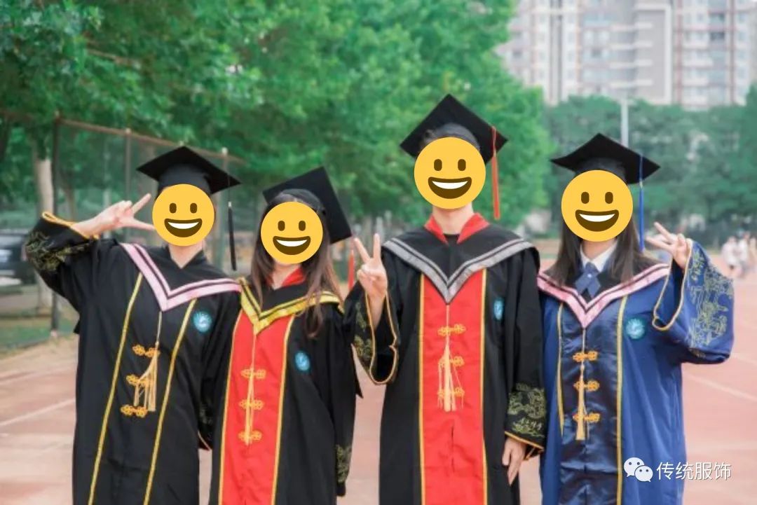 中式学位服“难产”之谜：是舶来品吹不出中国风，还是来风太多难_百科TA说