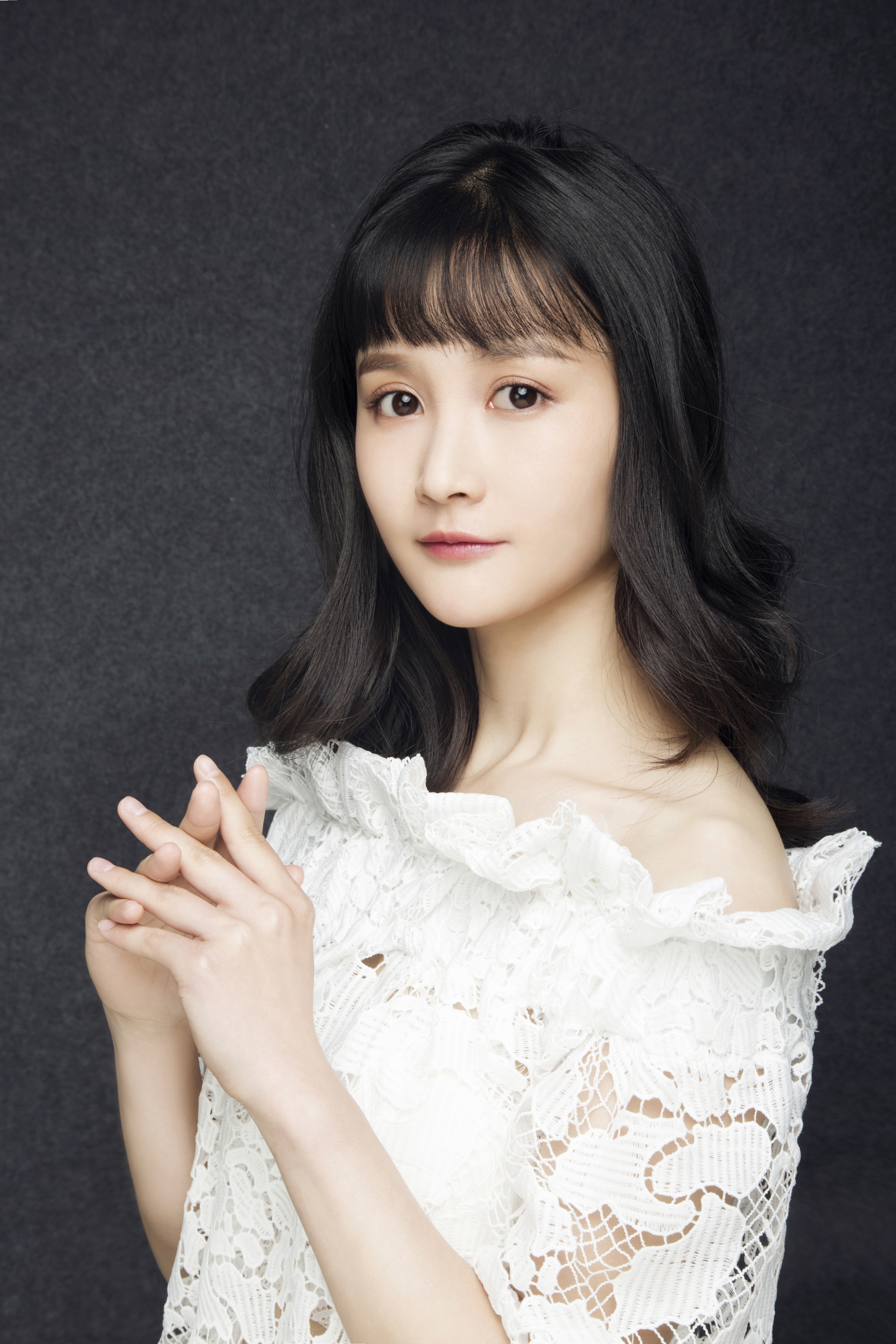 data-id="gnt5x5mgu3">李诺,1995年9月27日出生于湖南,中国内地女演员