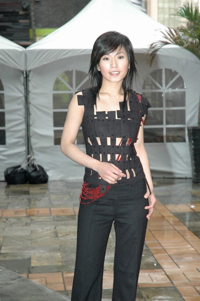  p>《受了点伤》是 a target="_blank" href="/item/阿桑/338458"